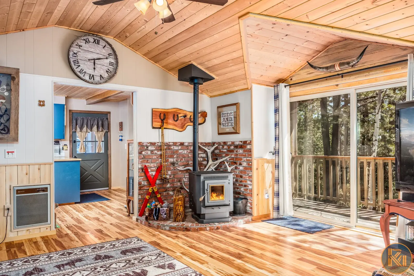 sam.reed.real.estate.photos88.jpg