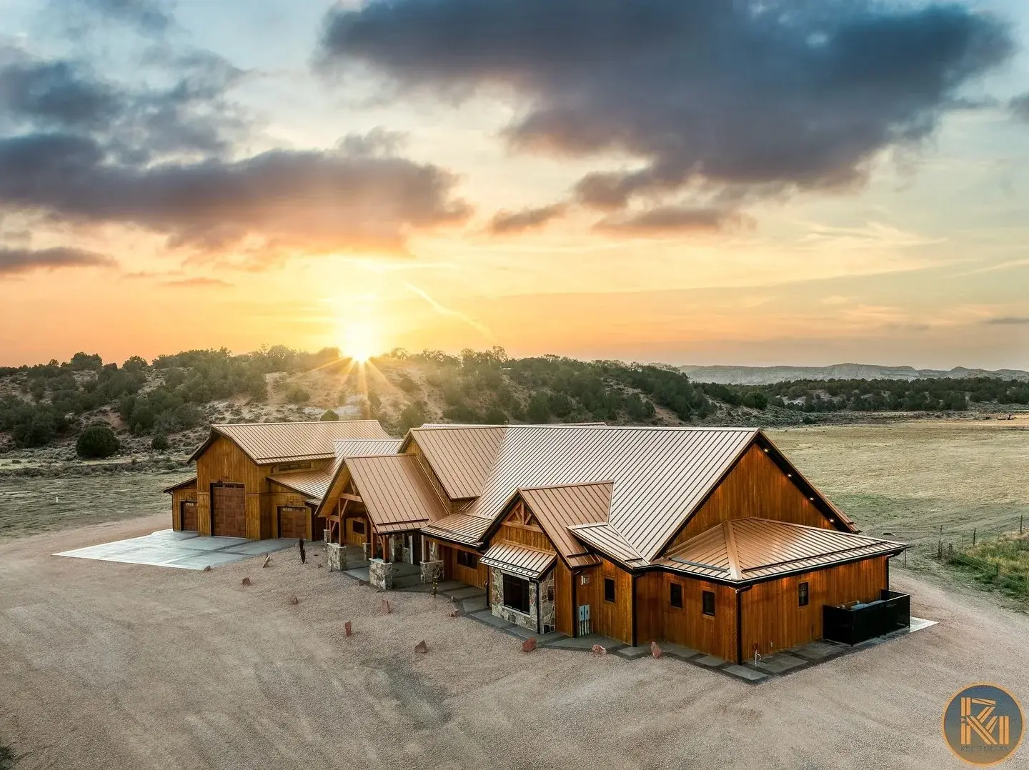 Exterior shots of previous post. I could have shot here for days and days and not been bored! Need HIGH END MLS LISTING PHOTOS? Get in touch! I shoot Utah, Colorado, Arizona and beyond. Send a DM for quotes! Money back guarantee! If you do not absolu