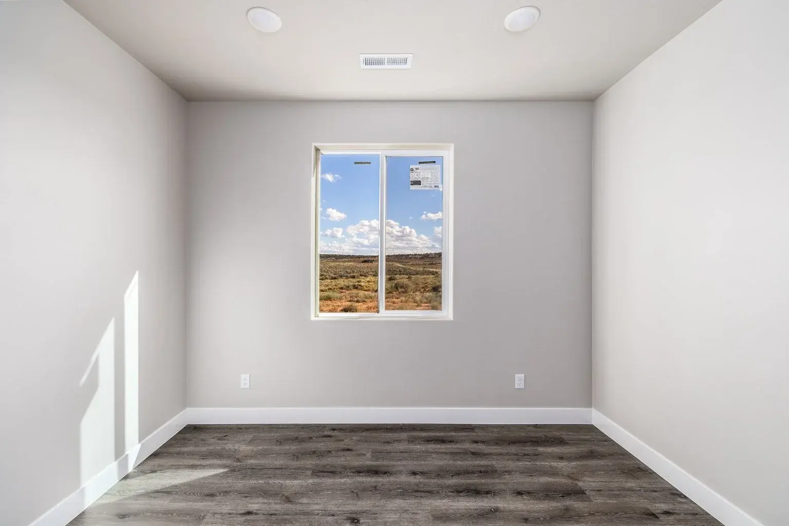 Original room, comparison 04: Bedroom retreat